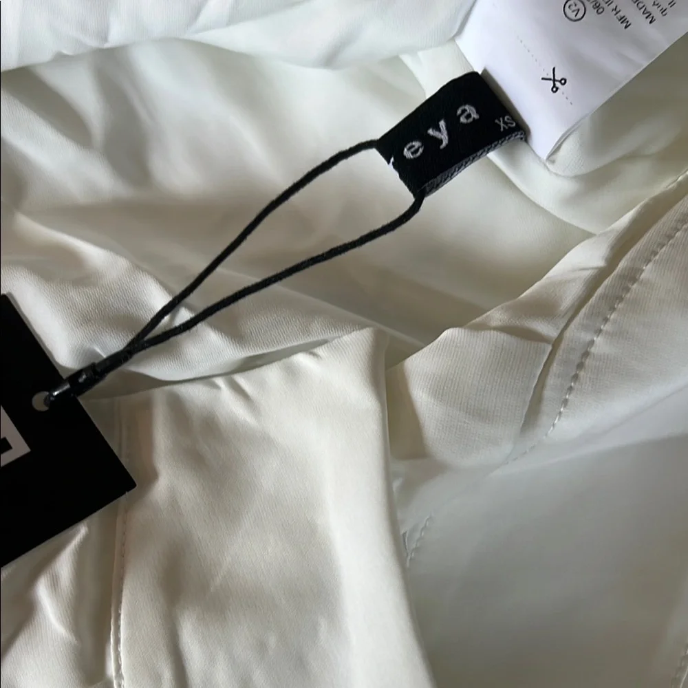 Elegant White Wide-Leg Pants XS - Picture 15 of 15